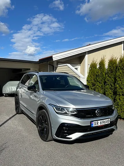 Volkswagen Tiguan 2021 photo 2