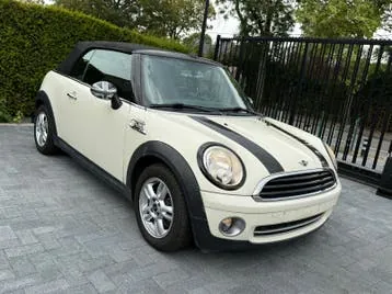 Mini One 2010 photo 2