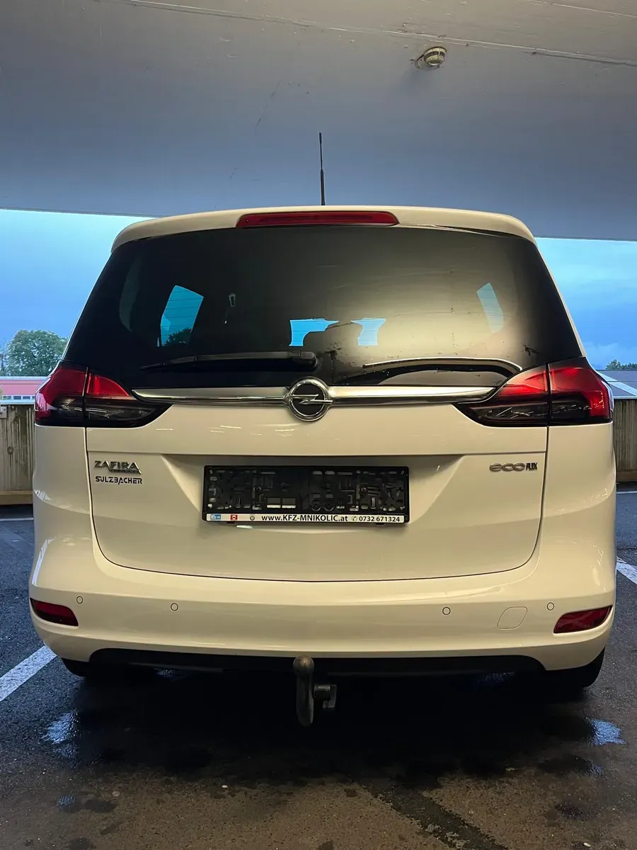 Opel Zafira Tourer 2016 photo 3