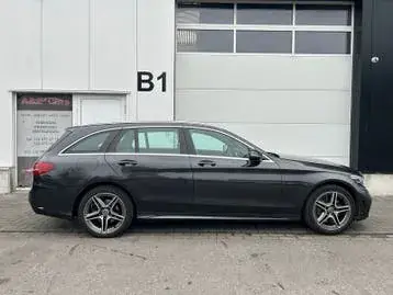 Mercedes-Benz C300De 2020 photo 3