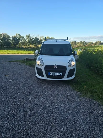 Fiat Doblo 2013 photo 2