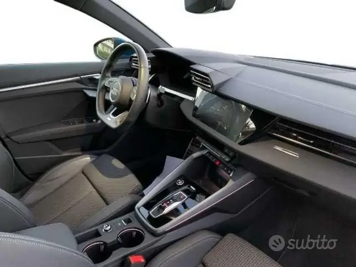 Audi A3 2024 photo 3