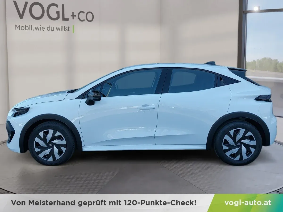 Renault Clio photo 2