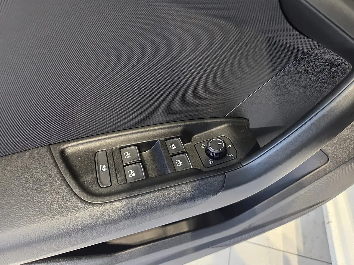 Audi A1 2025 photo 3
