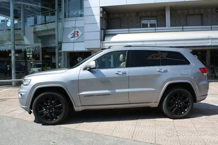 Jeep Grand Cherokee 2018 photo 2