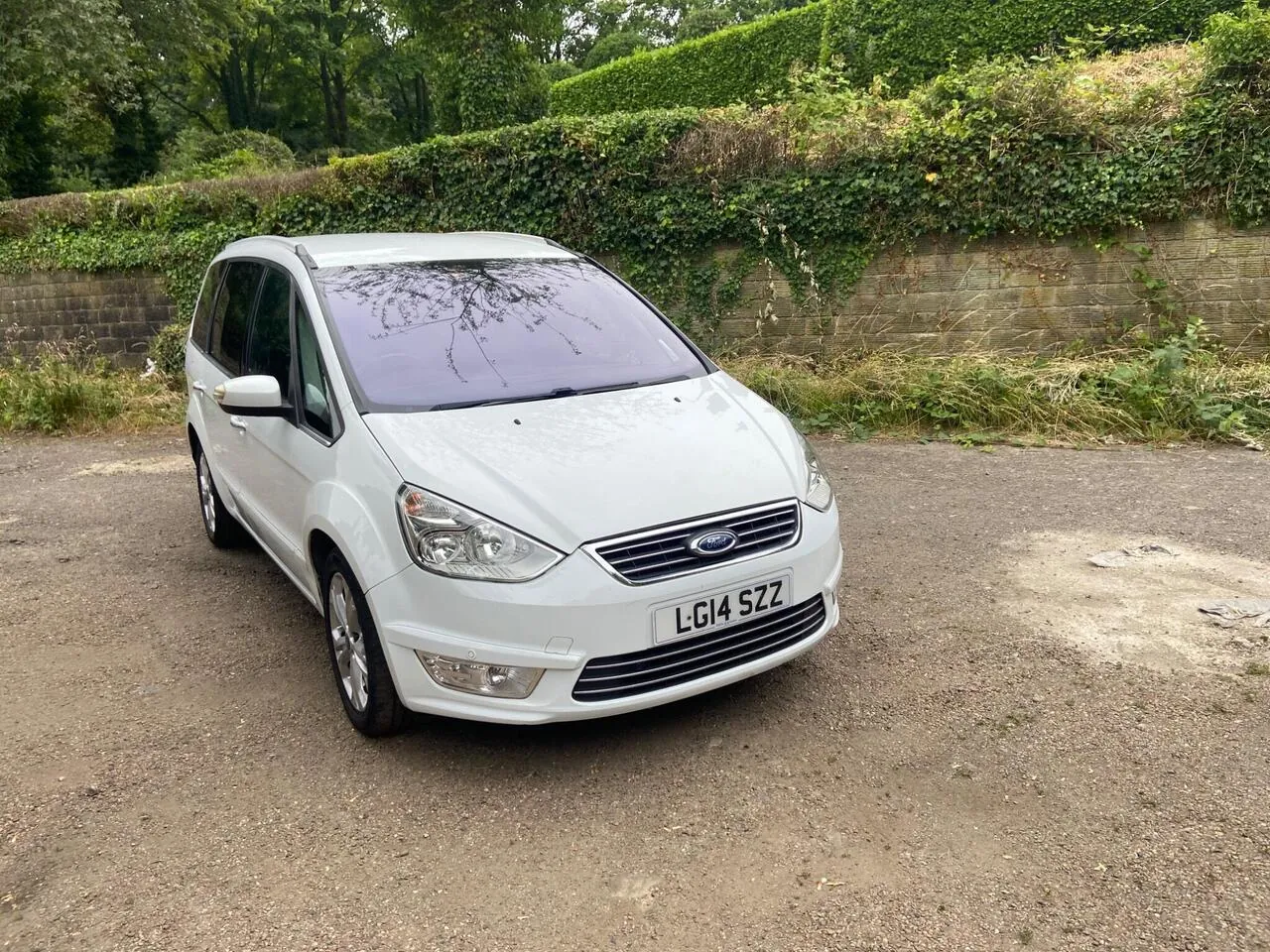 Ford Galaxy 2014 photo 3