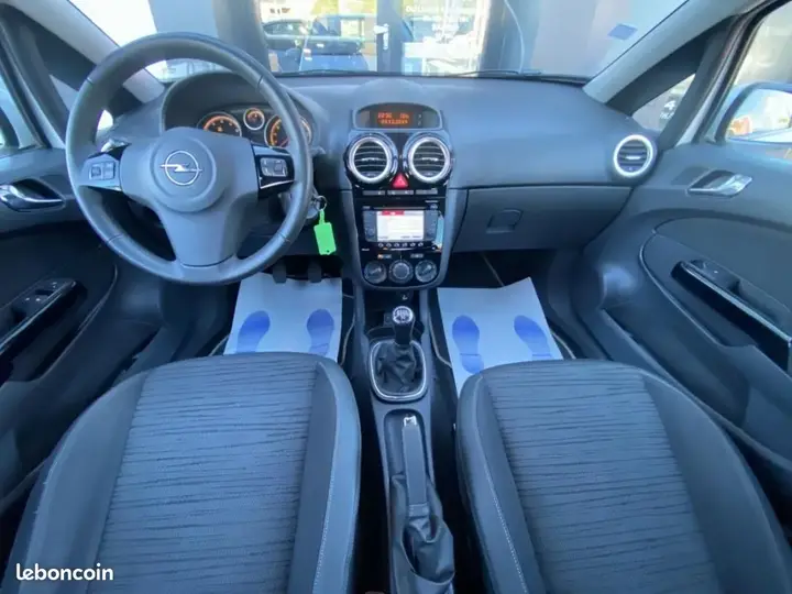 Opel Corsa 2015 photo 4