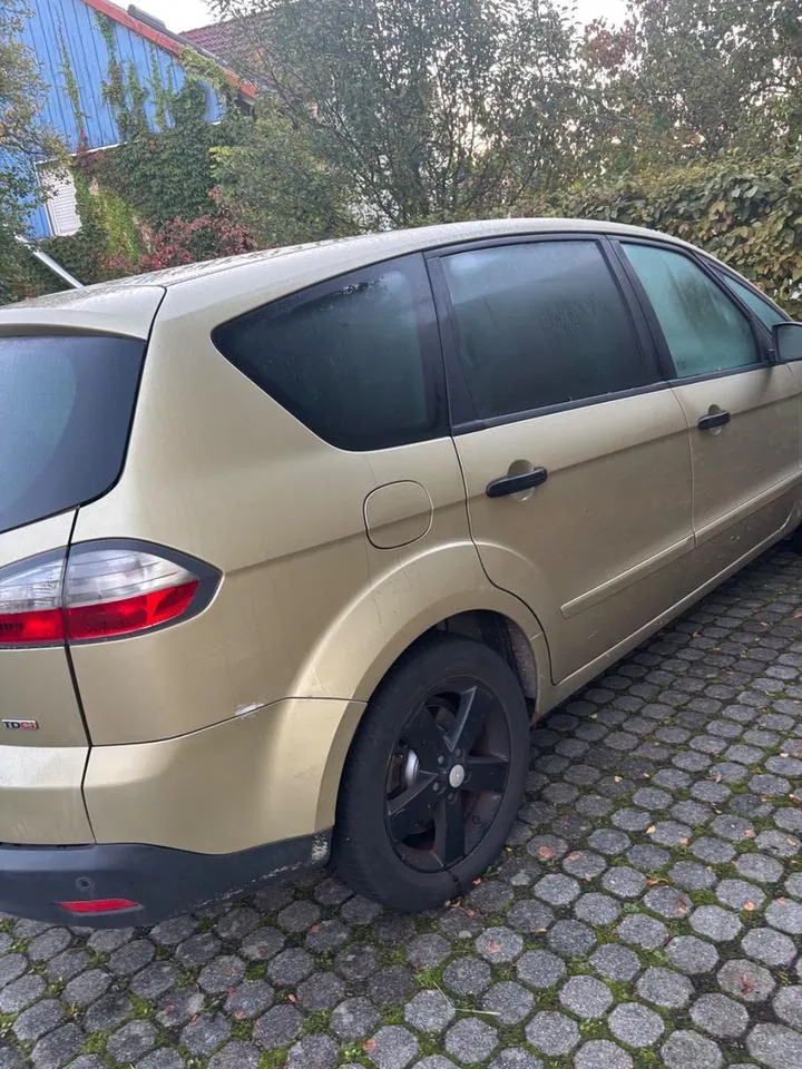 Ford S-Max