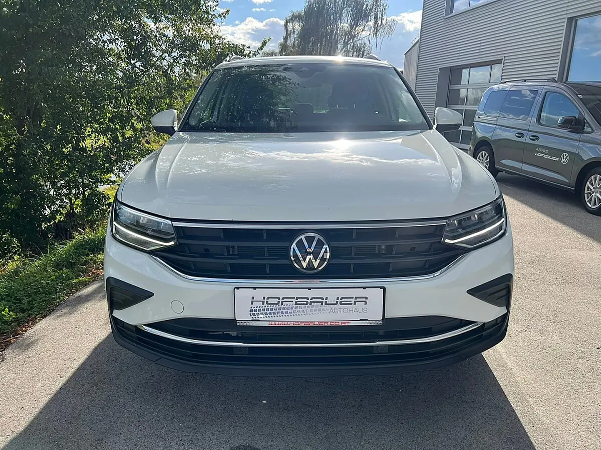 Volkswagen Tiguan 2022 photo 2