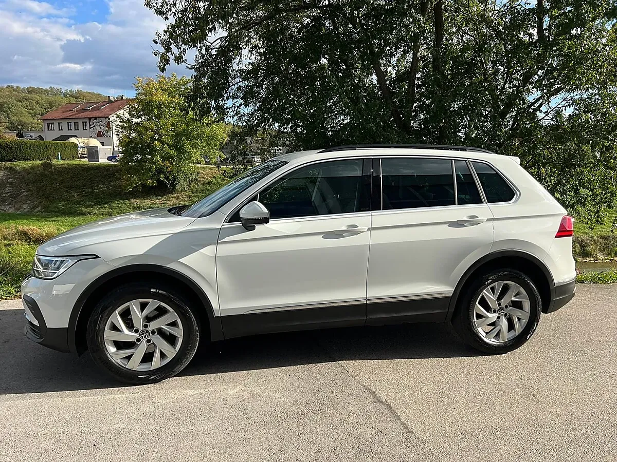 Volkswagen Tiguan 2022 photo 3
