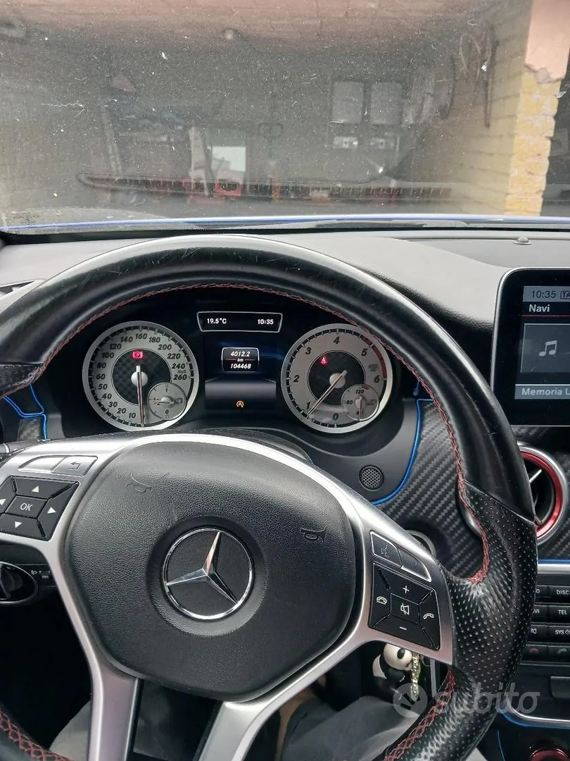 Mercedes-Benz A 180 2015 photo 3
