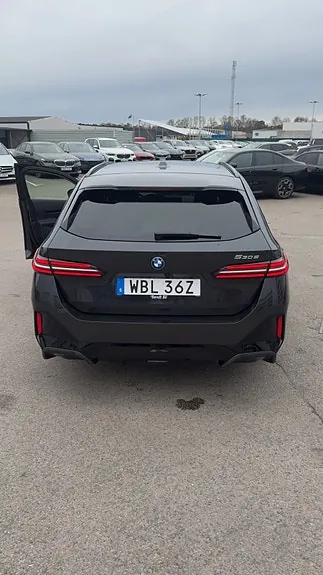 BMW 530E 2025 photo 3
