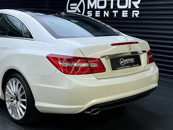 Mercedes-Benz E200 2011 photo 5