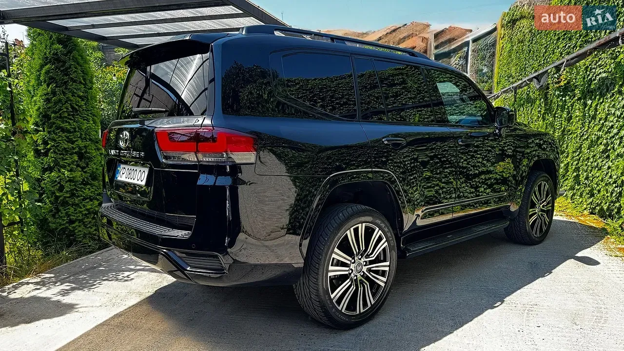 Toyota Land Cruiser 2023 photo 5