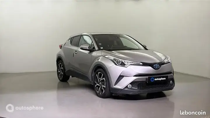 Toyota C-Hr 2018 photo 3