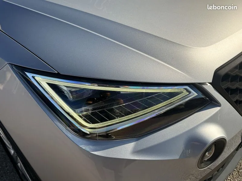 Seat Arona 2023 photo 3