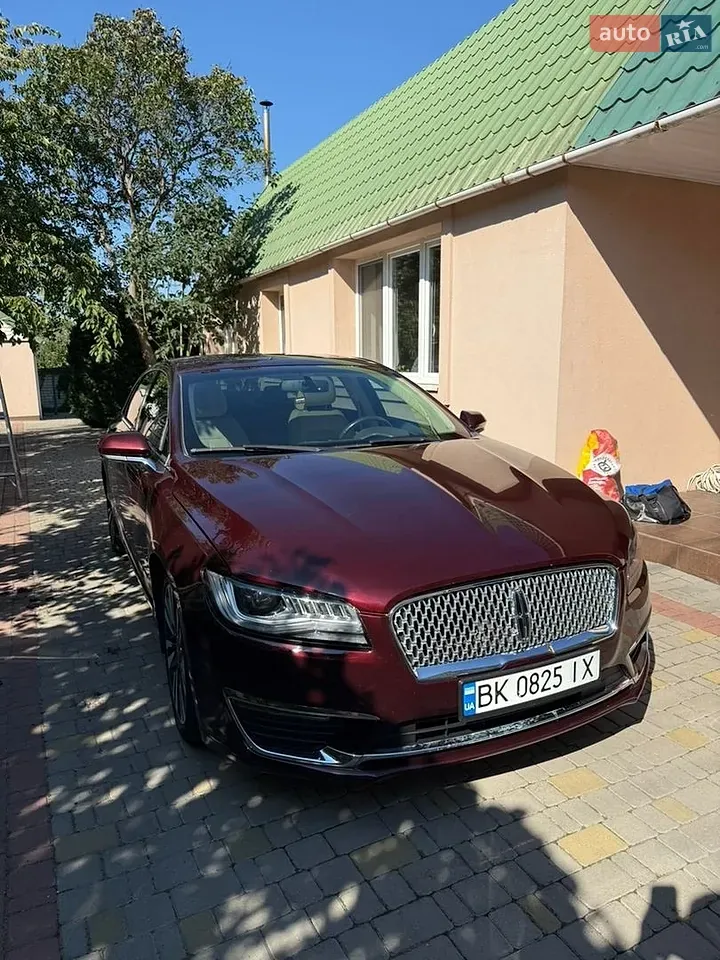 Lincoln Mkz
