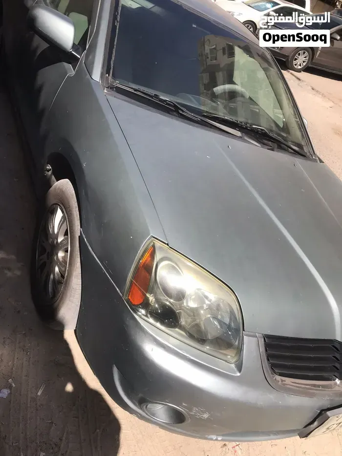 Mitsubishi Galant