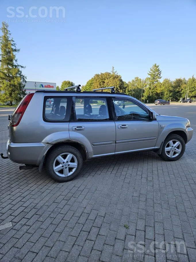 Nissan X-Trail 2005 photo 4