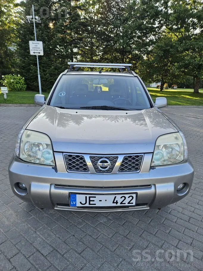 Nissan X-Trail 2005 photo 2