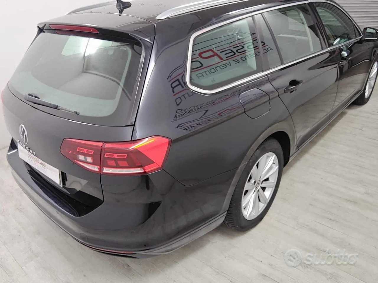 Volkswagen Passat 2021 photo 4
