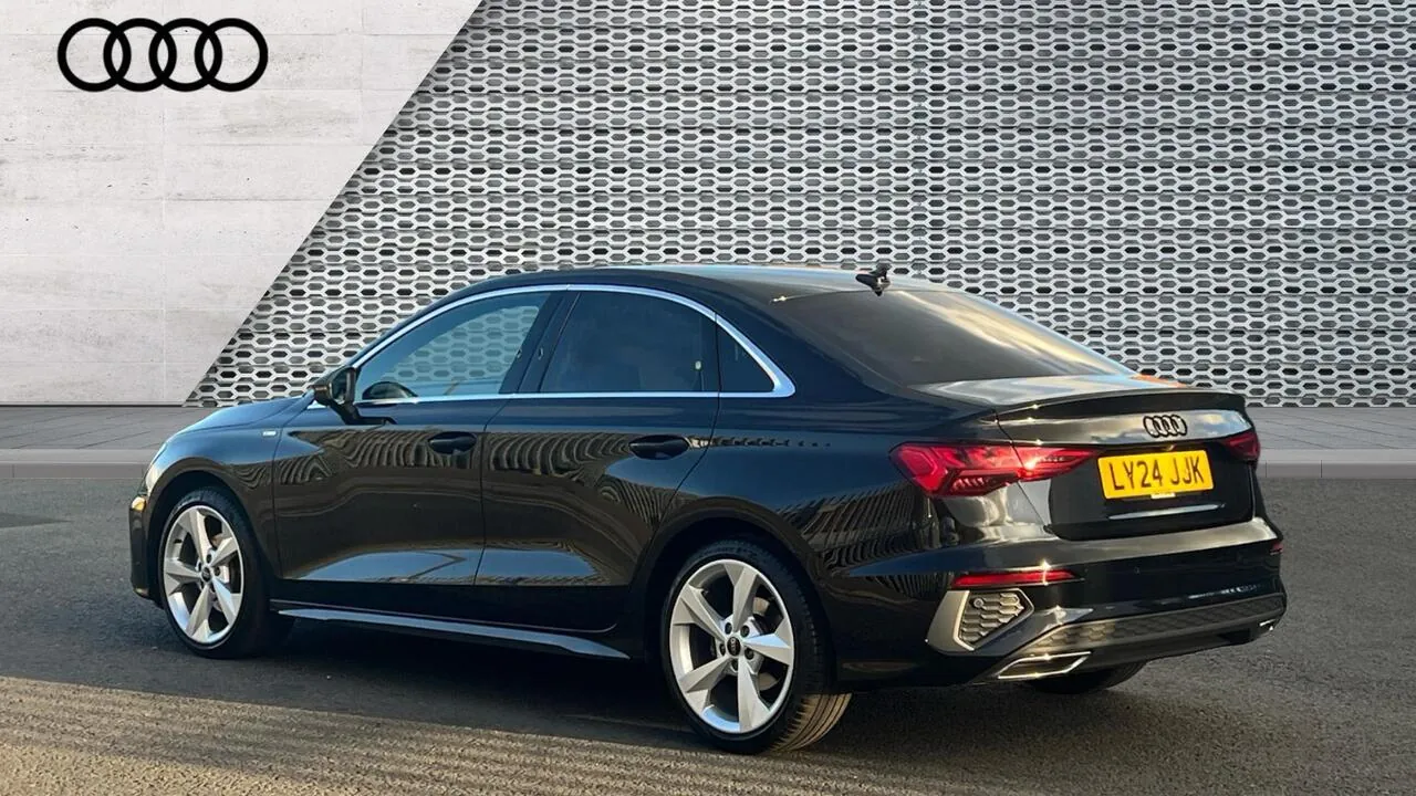 Audi A3 2024 photo 3