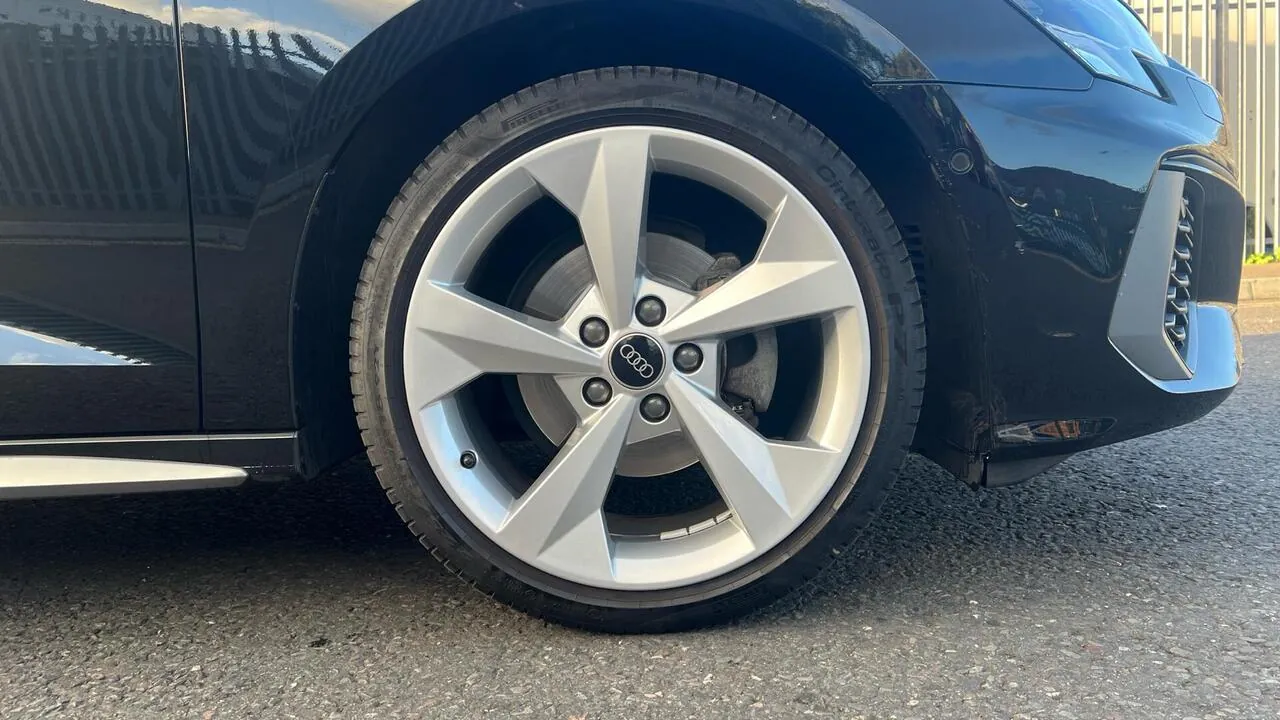 Audi A3 2024 photo 5