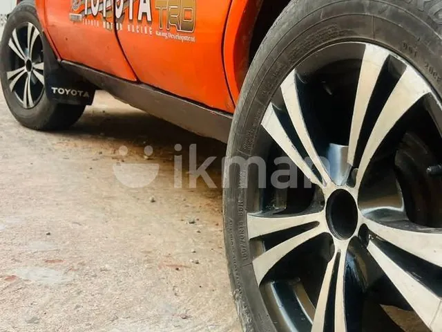 Toyota Corolla 1984 photo 2