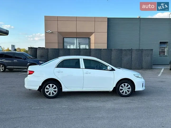 Toyota Corolla 2011 photo 3