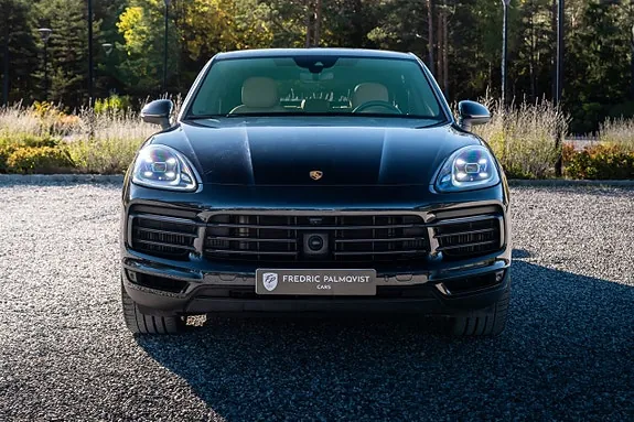 Porsche Cayenne 2023 photo 2