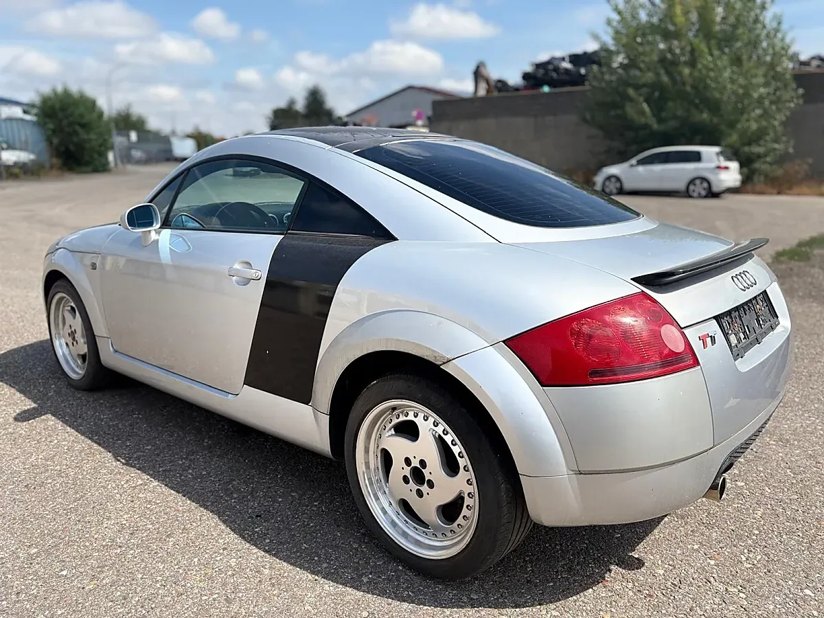 Audi Tt 2000 photo 3