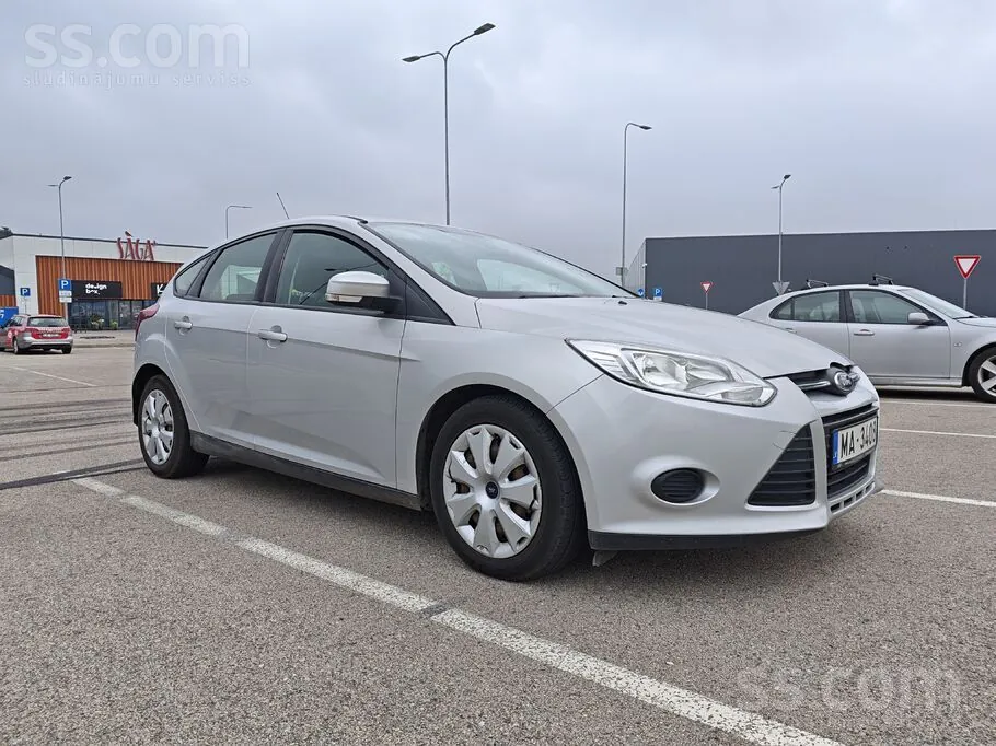 Ford Focus 2014 photo 3
