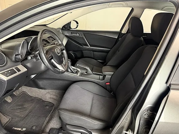 Mazda 3 2011 photo 5