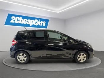 Nissan Note 2018 photo 5