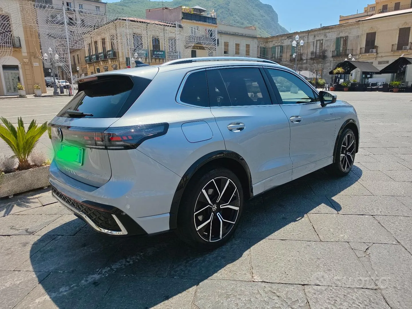 Volkswagen Tiguan 2024 photo 3