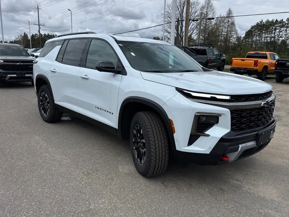 Chevrolet Traverse 2026 photo 3