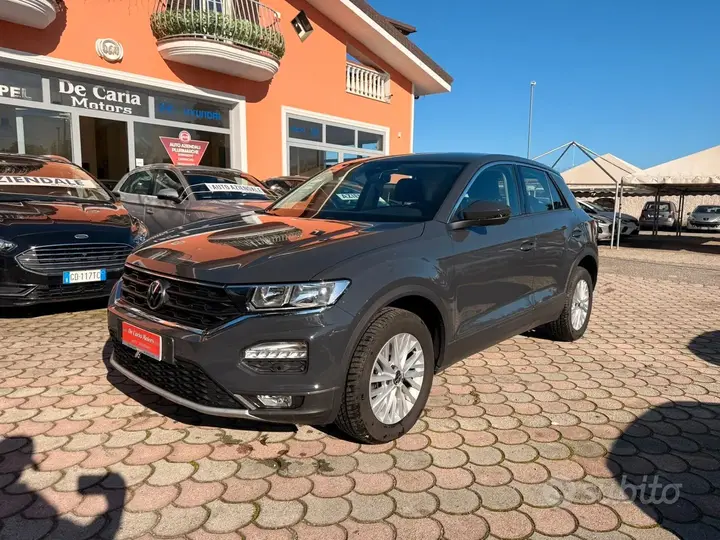 Volkswagen T-Roc 2021 photo 2