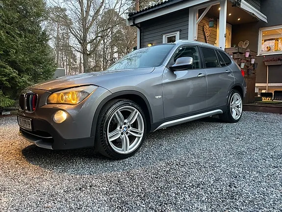 BMW X1 2011 photo 2