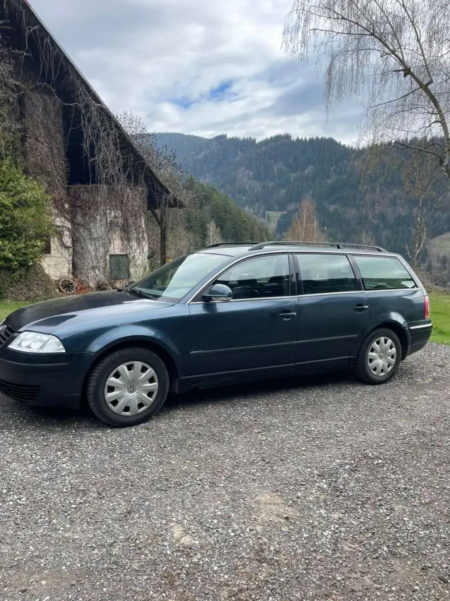 Volkswagen Passat 2004 photo 2