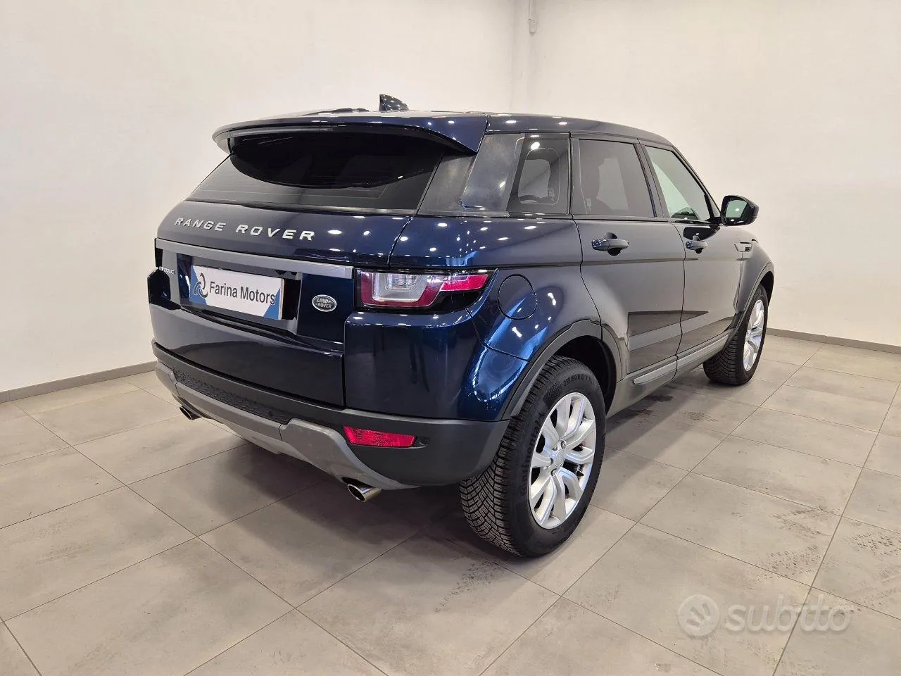 Land Rover Range Rover Evoque 2026 photo 5