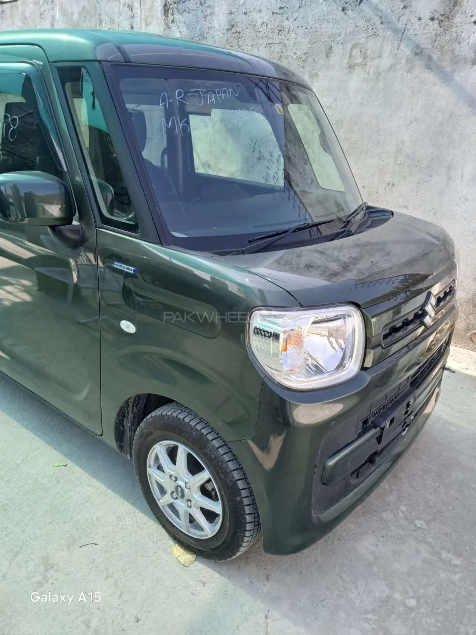Suzuki Spacia