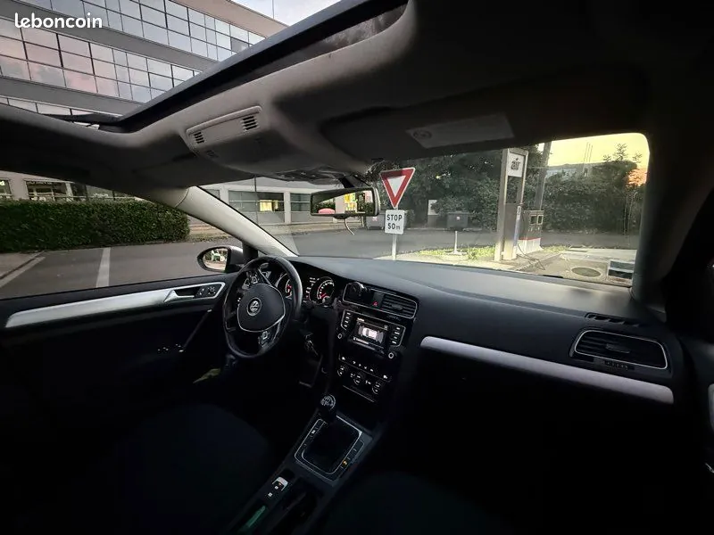 Volkswagen Golf 2014 photo 2