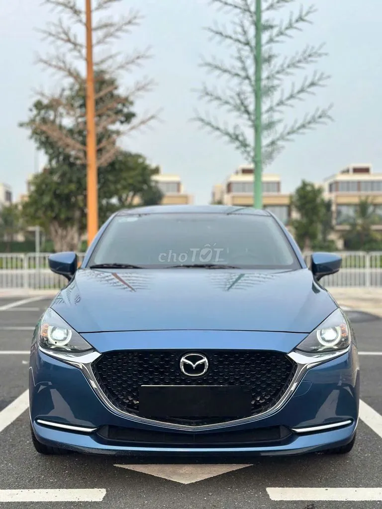 Mazda 2 2021 photo 2