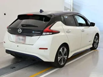 Nissan Leaf 2021 photo 3