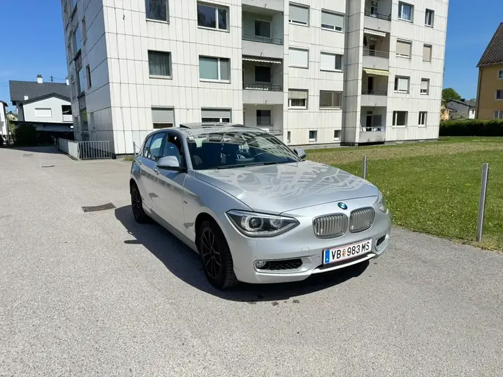 BMW 1 Series 2012 photo 2