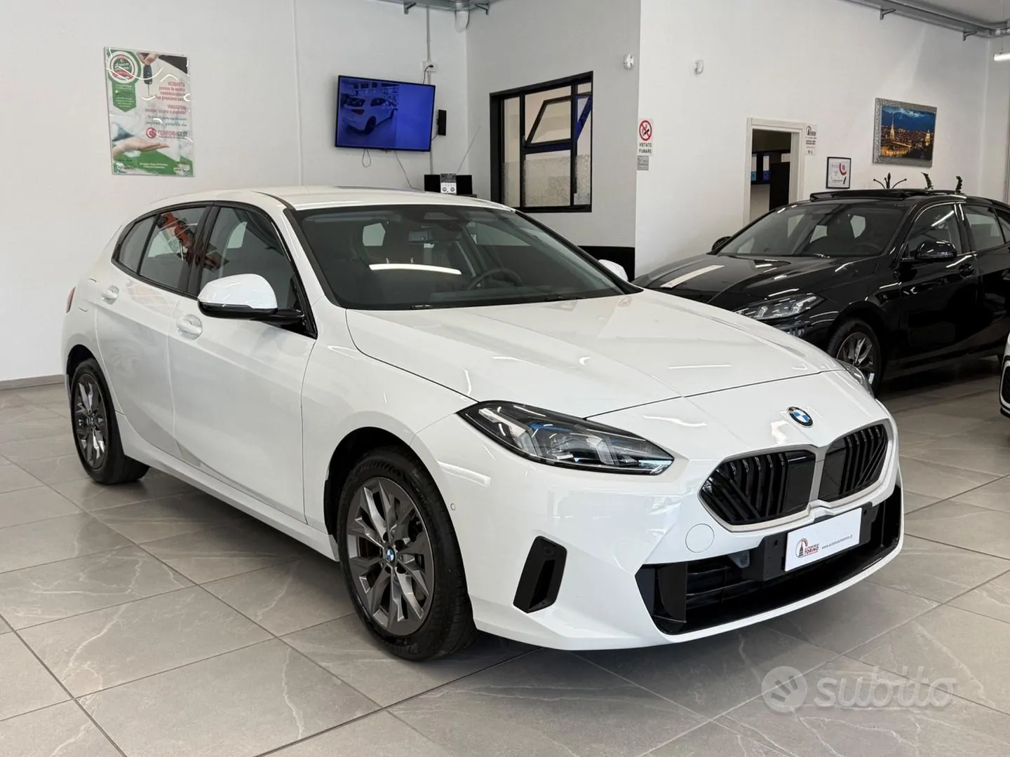 BMW 1 Series 2024 photo 3