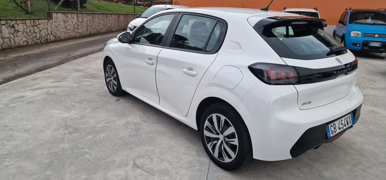 Peugeot 208 2020 photo 4