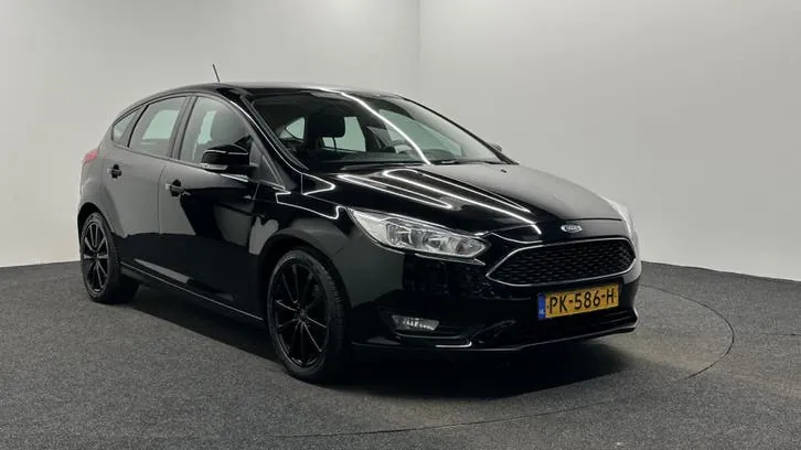 Ford Focus 2017 photo 3
