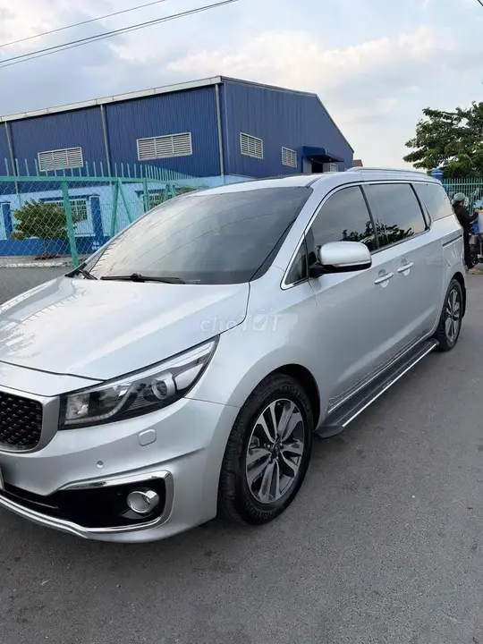 Kia Sedona 2017 photo 4