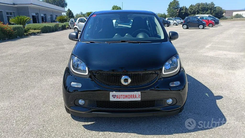 Smart Forfour 2019 photo 3